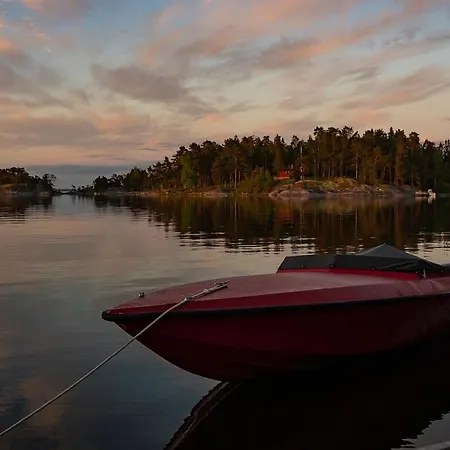 Seaside Cabin In Stockholms Archipelago Ingmarso Exterior photo